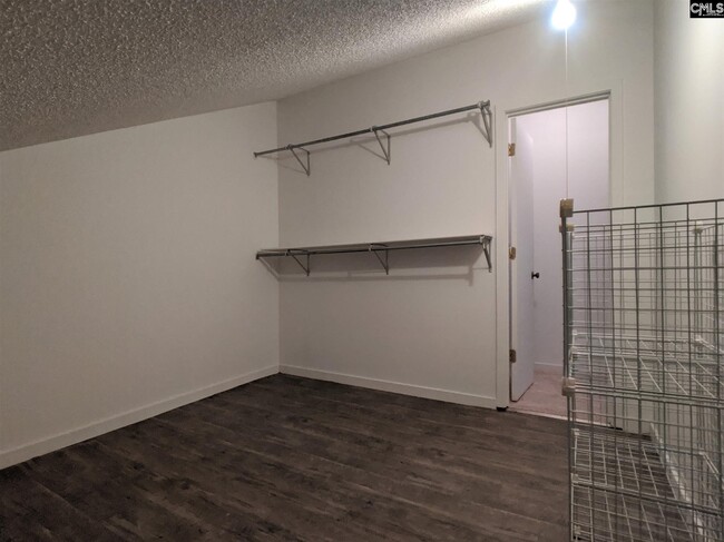 Building Photo - 5004 Village Creek Dr