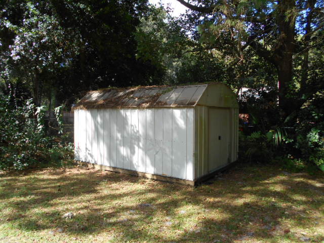 Building Photo - 920 NE 5th Ave