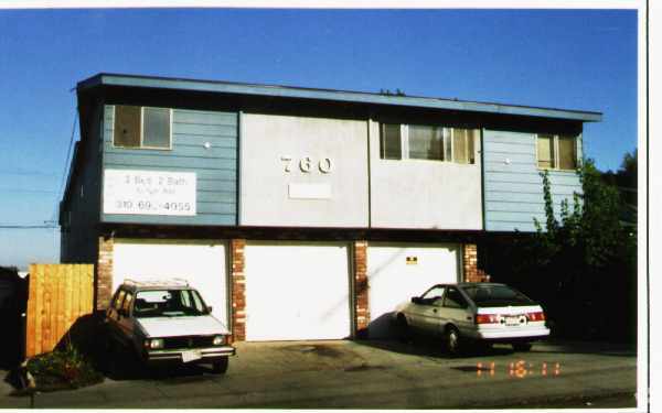 Building Photo - 760 Termino Ave