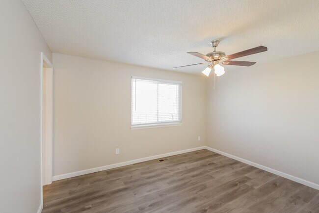 Building Photo - 4089 E 118th Ave