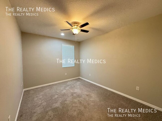 Building Photo - 5107 Appenine Loop W