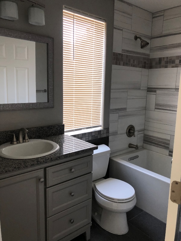 Building Photo - 3246 Mozart Dr