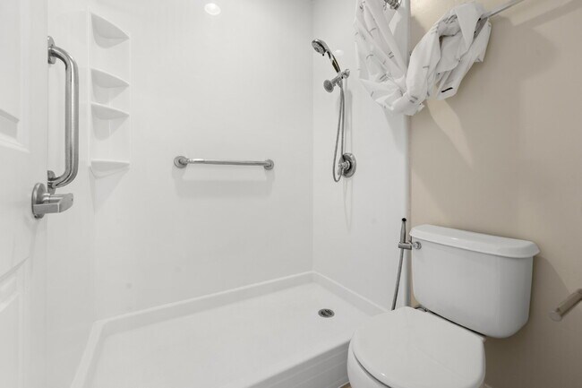 Building Photo - 6120 Decena Dr