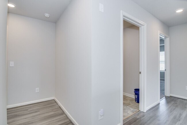 Building Photo - 4 Bedroom Minutes from Fort Eisenhower!