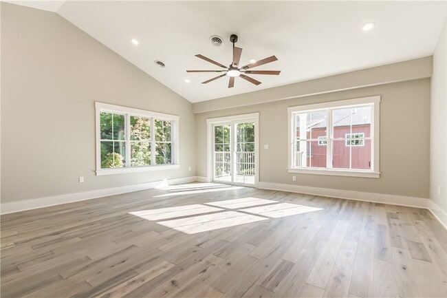 Building Photo - 640 Jefferson Ave