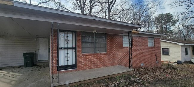 Primary Photo - 5820 Butler Rd