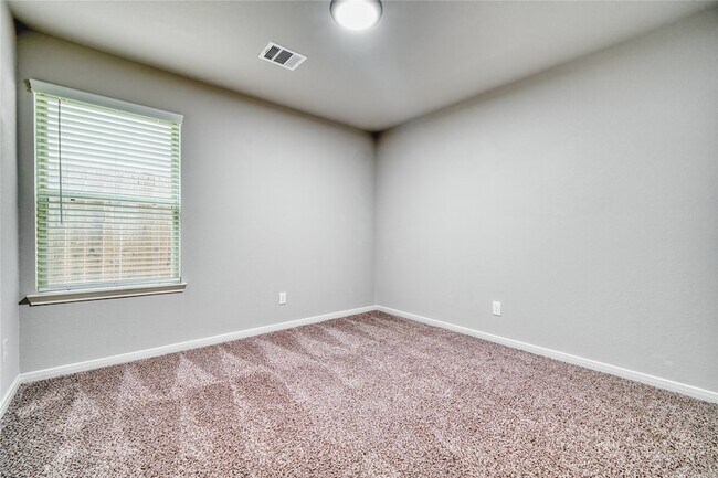 Building Photo - 7919 Cypress Country Dr