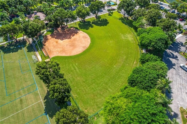 Building Photo - 10730 NW 66th St