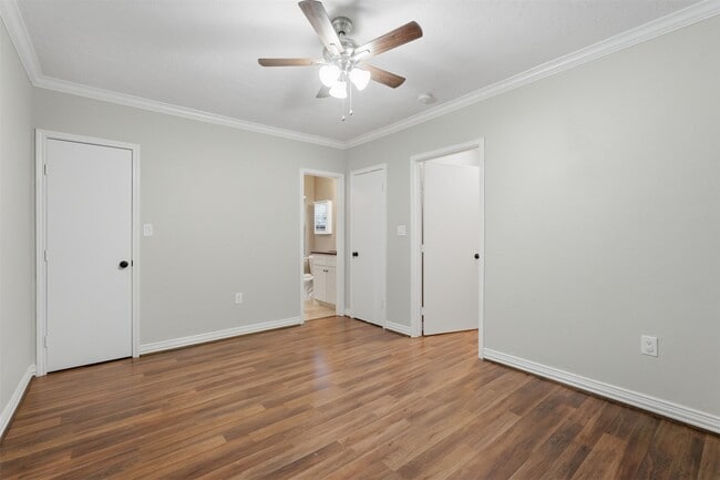 Building Photo - 4406 Marlborough Dr