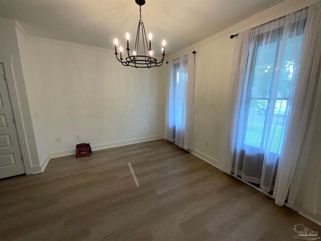 Building Photo - 1322 N 7th Ave