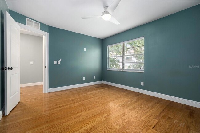 Building Photo - 310 S Church Ave