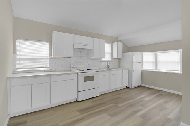 Building Photo - 511 Williams Ave