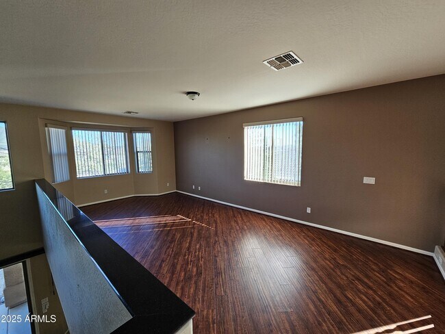 Building Photo - 43819 N 43rd Dr