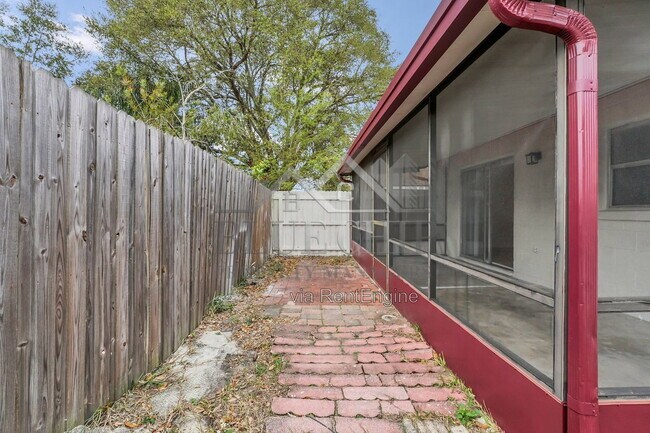 Building Photo - 5322 Jade St