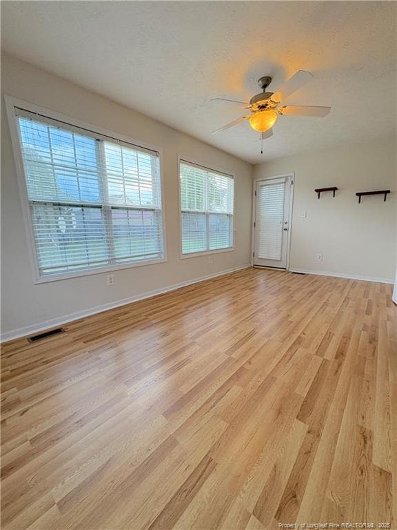 Building Photo - 38 Checkmate Ct