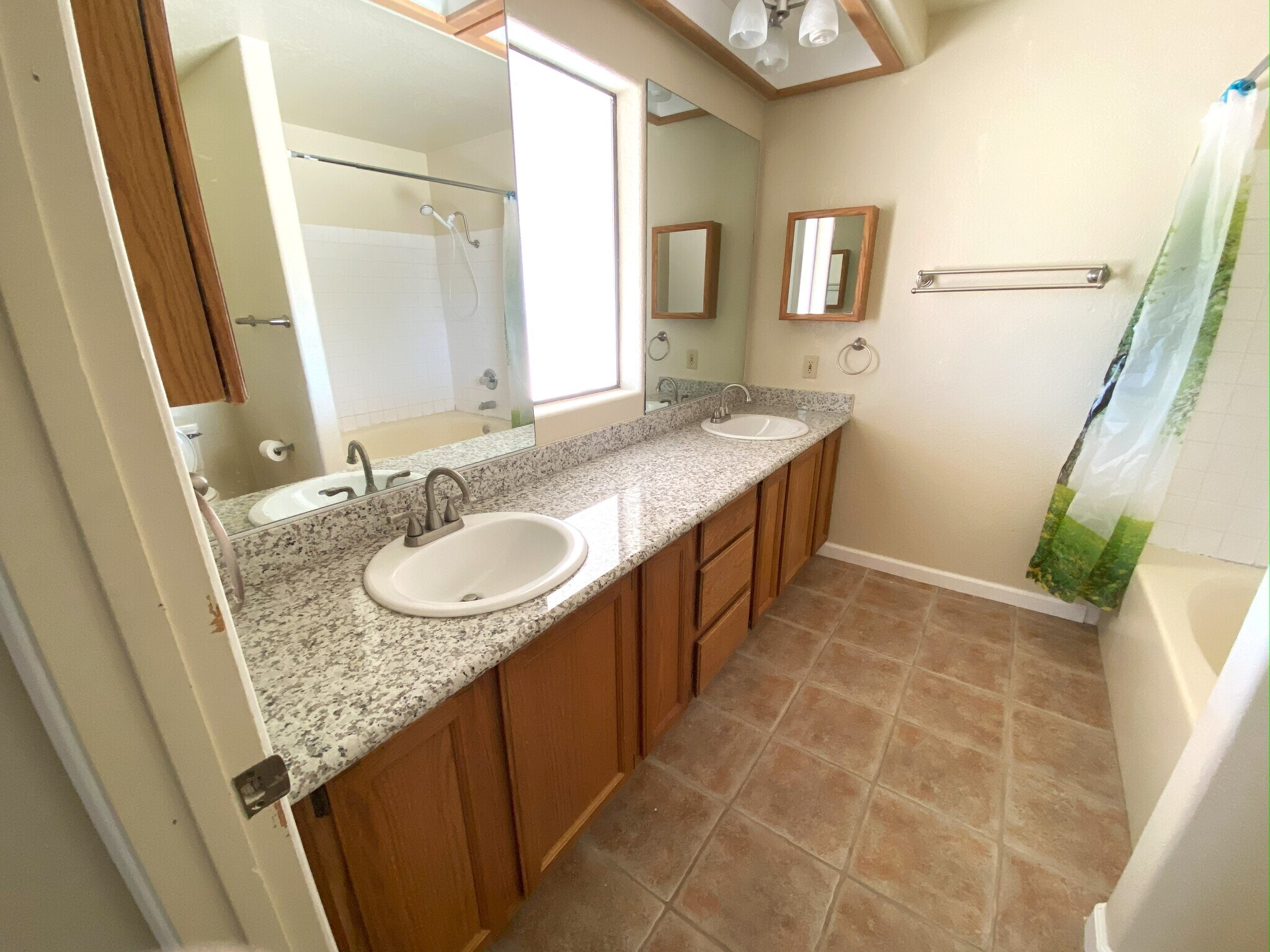 Building Photo - 5785 Hall Ln