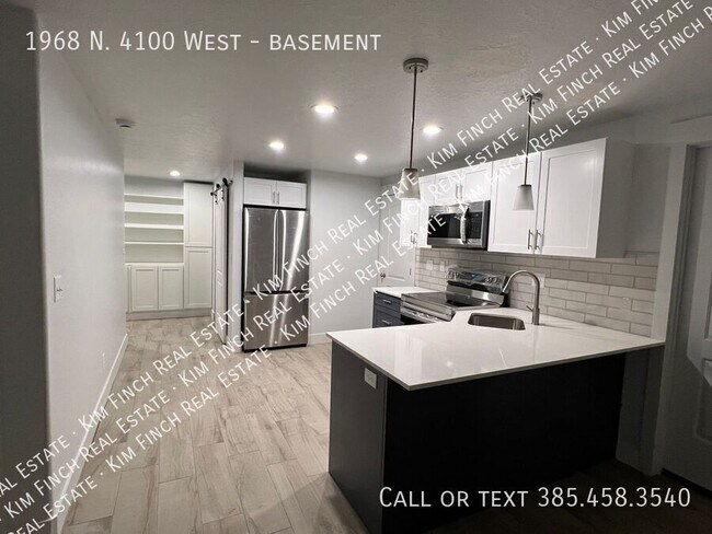 Building Photo - 1968 N 4100 W