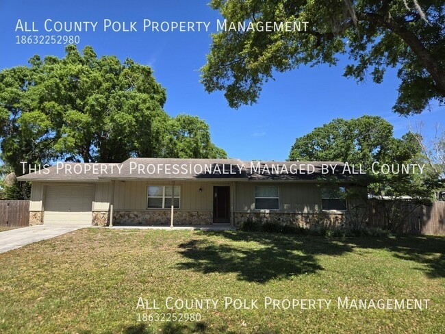 Primary Photo - Awesome 3 Bed 2 Bath Home in Lakeland for ...