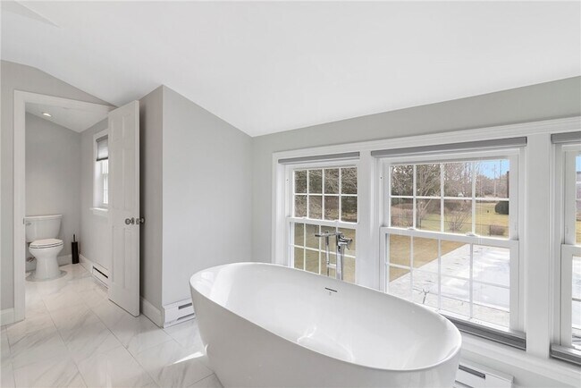 Building Photo - 53 River Run