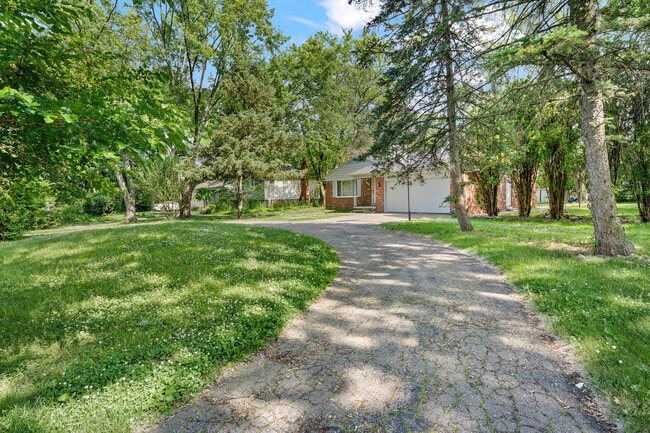 Building Photo - 273 Mc Kinley Dr