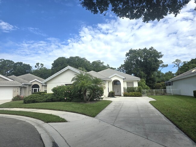 Primary Photo - 5131 SE Sweetbrier Terrace