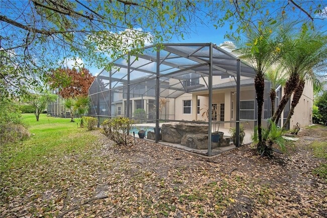 Building Photo - 2615 Lakemoor Dr