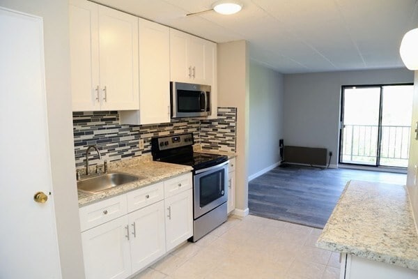 Building Photo - 40 Cochituate Rd