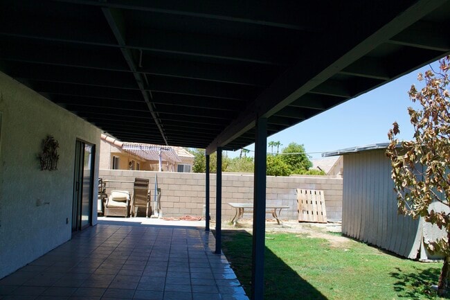 Building Photo - 30650 Avenida Del Yermo