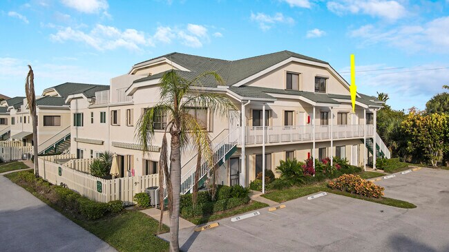 Building Photo - 360 Bella Vista Ct N