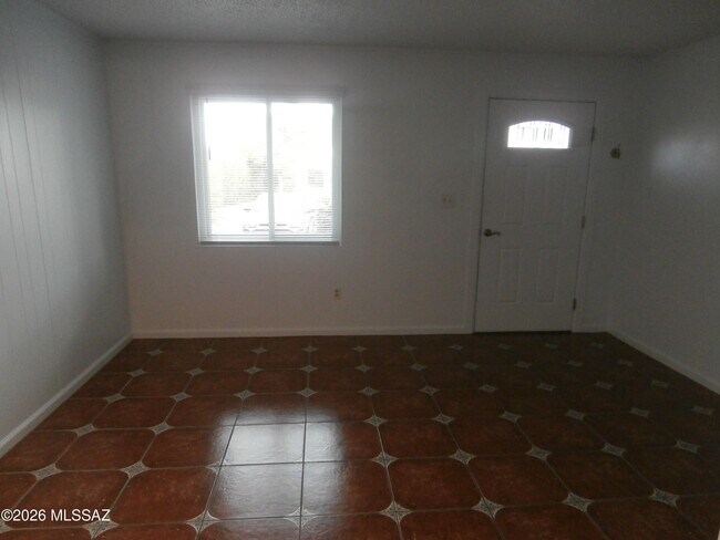 Building Photo - 248 S Paseo Lobo