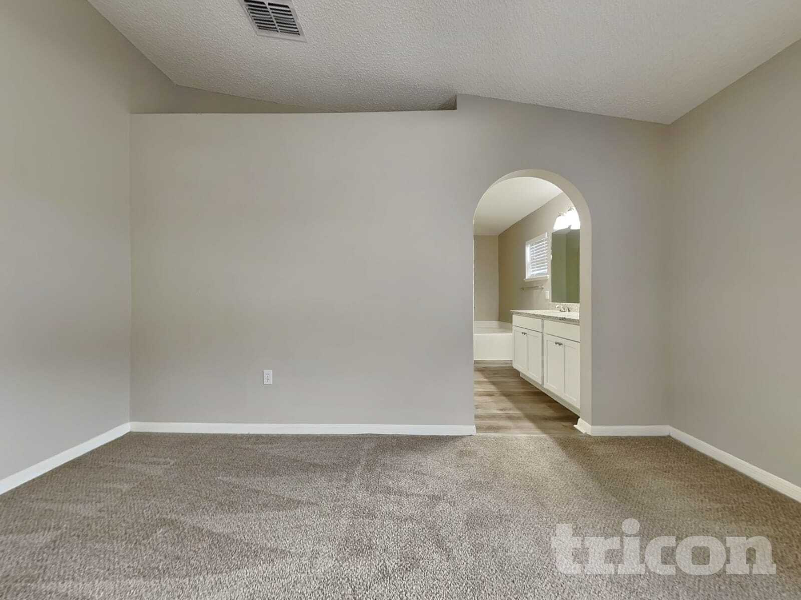 Building Photo - 4468 Woodley Creek Rd