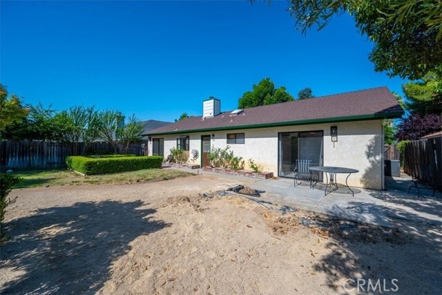Building Photo - 836 Casals Dr