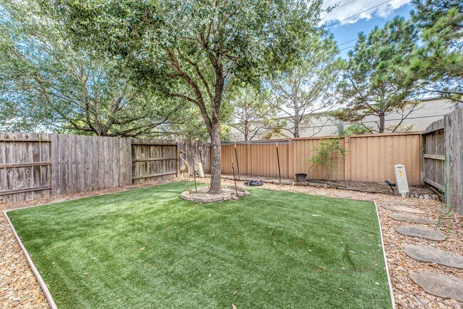 Building Photo - 24662 Folkstone Cir