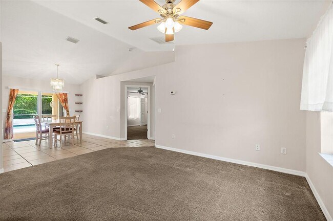 Building Photo - 67 Flemingwood Ln