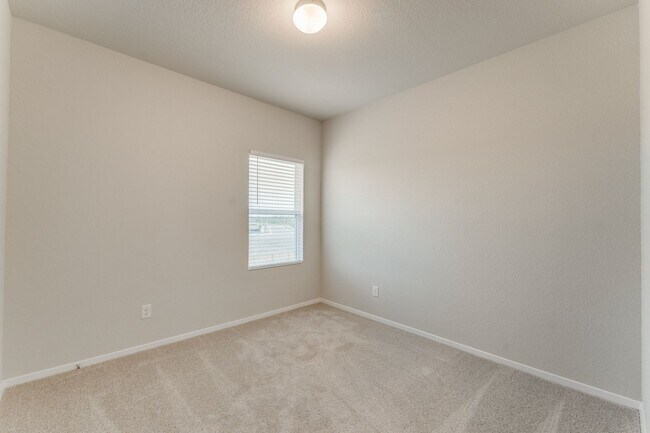 Building Photo - Welcome to this beautiful newer home locat...