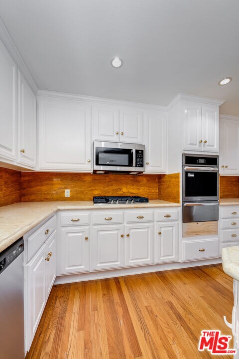 Building Photo - 6074 W 75th Pl