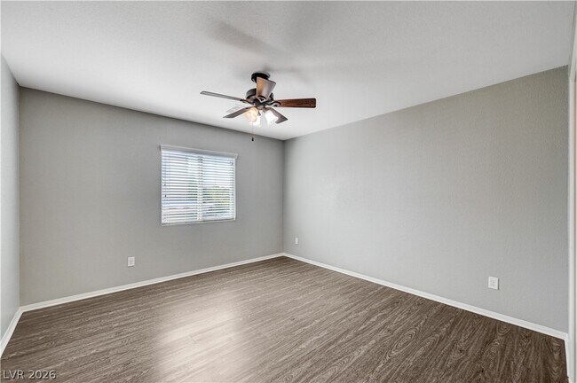 Building Photo - 6637 Cliff Shore Ct