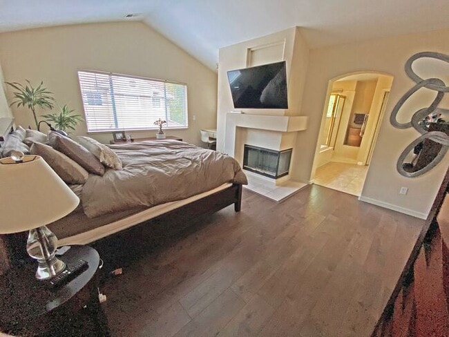 Building Photo - 478 Mill River Ln