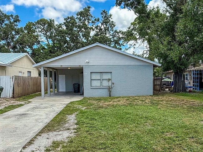 Primary Photo - 2907 Lynnhurst St