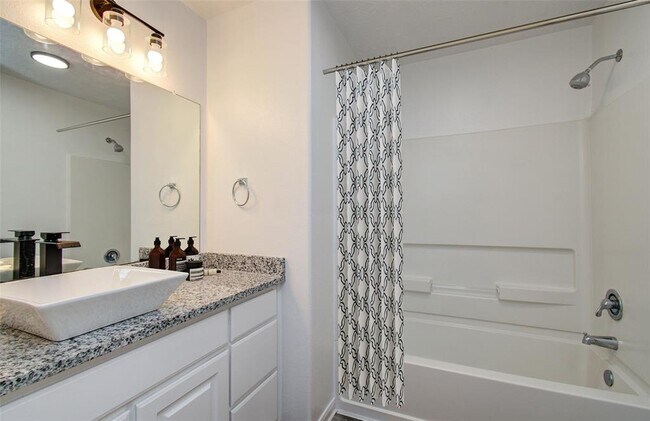 Building Photo - 4910 Comal River Loop