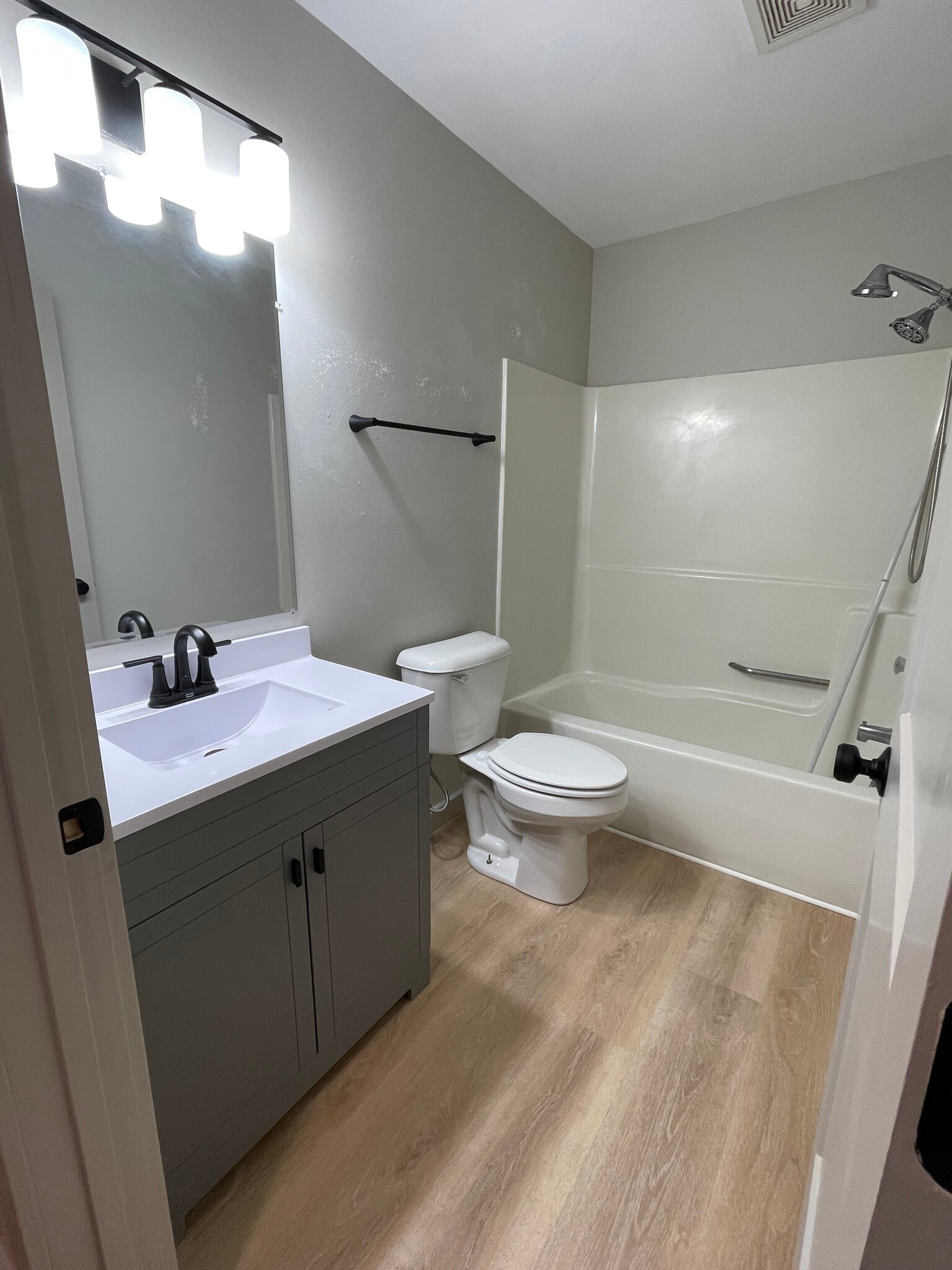 Building Photo - 2933 King James Way