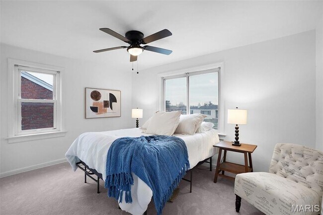 Building Photo - 813 Chain of Rocks Dr