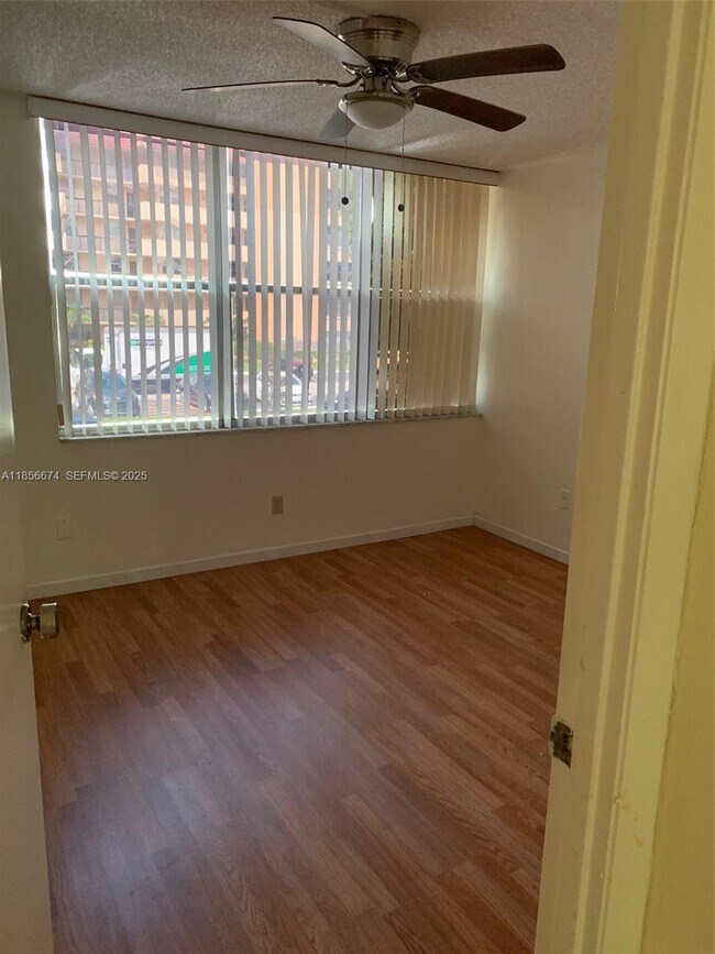 Building Photo - 3651 Environ Blvd