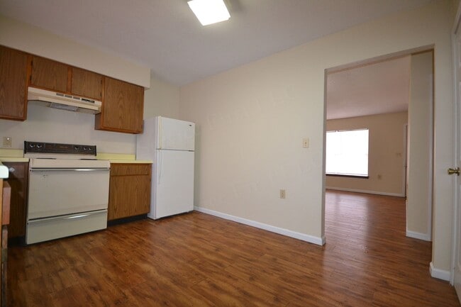 Building Photo - Greenfield Apartments