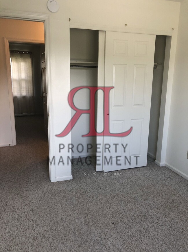 Building Photo - 308 Gentlewind Dr