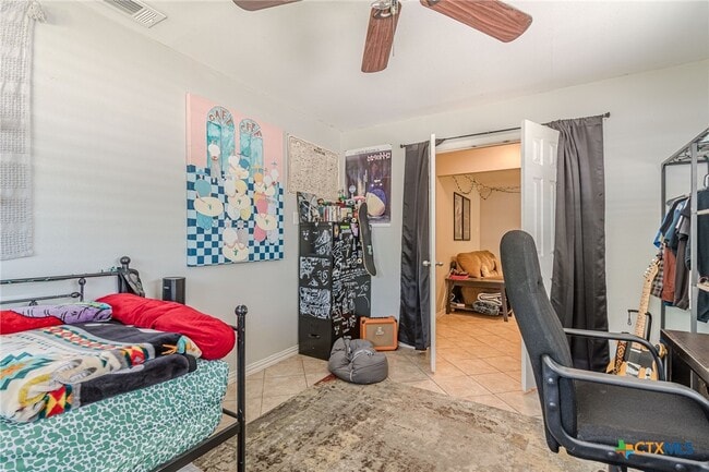 Building Photo - 133 Algarita Rd