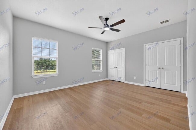 Building Photo - 912 Drexel St
