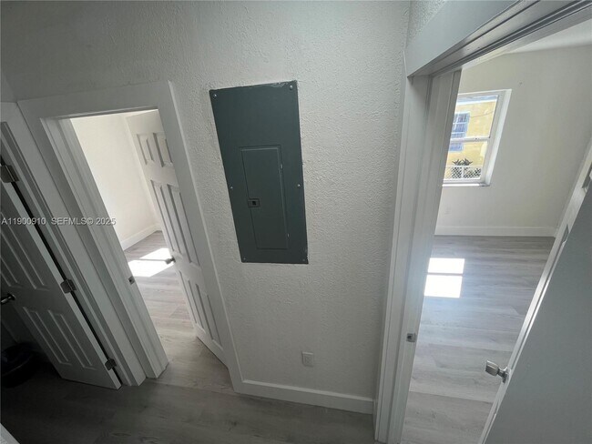 Building Photo - 1923 NW 66th St