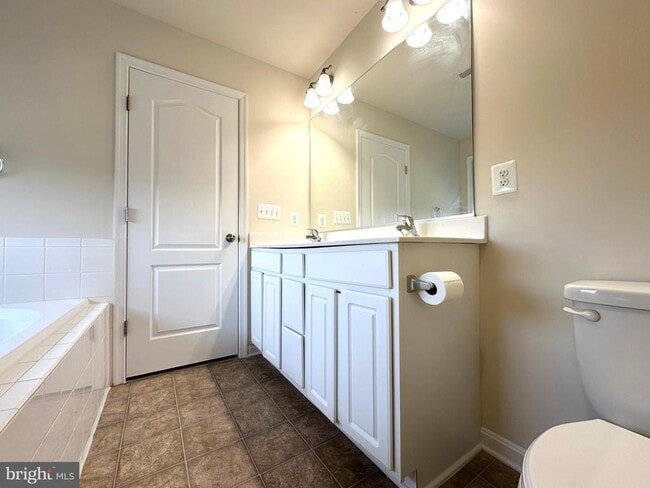 Building Photo - 10373 Lantern Ln