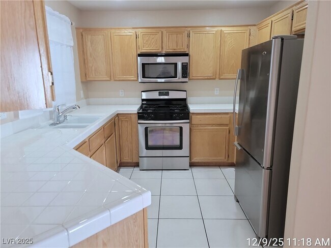 Building Photo - 1987 Cutlass Dr